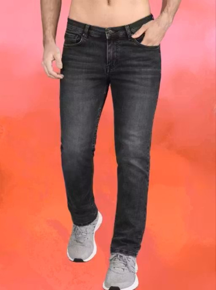 MEN SOLID REGULAR JEANS