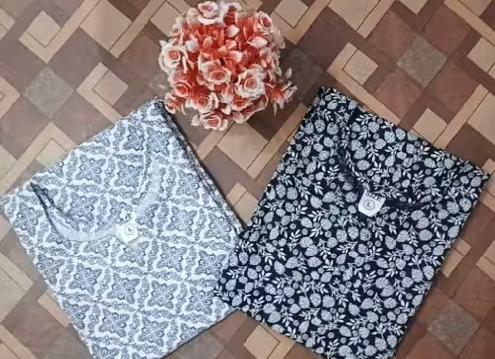 Pack of 2 Women's Kurti Elegant White Diamond Black Flower